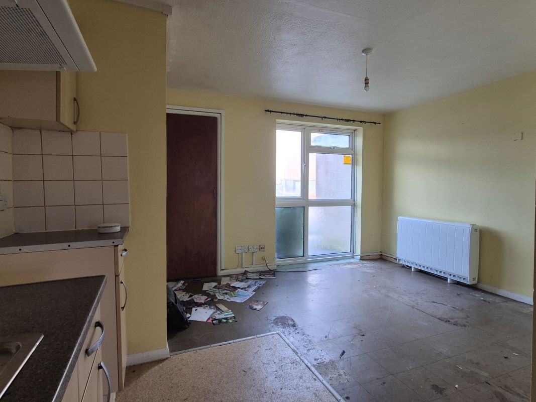 Flat 1 Gurdons, Chawton Park Road, Alton, Hampshire, GU34 1RF