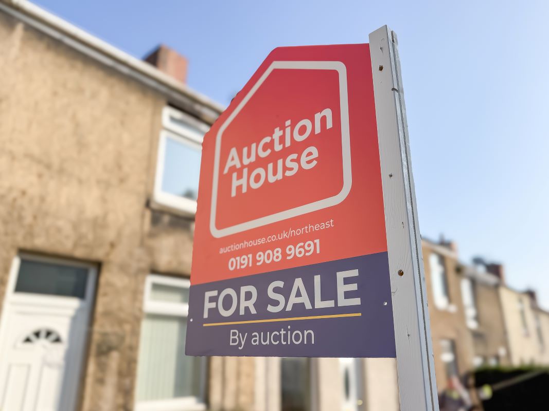 10 Ravenside Terrace Chopwell, Newcastle upon Tyne, Tyne and Wear, NE17 7LE