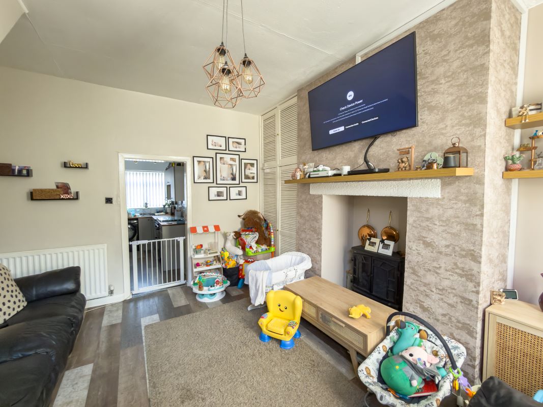 10 Ravenside Terrace Chopwell, Newcastle upon Tyne, Tyne and Wear, NE17 7LE