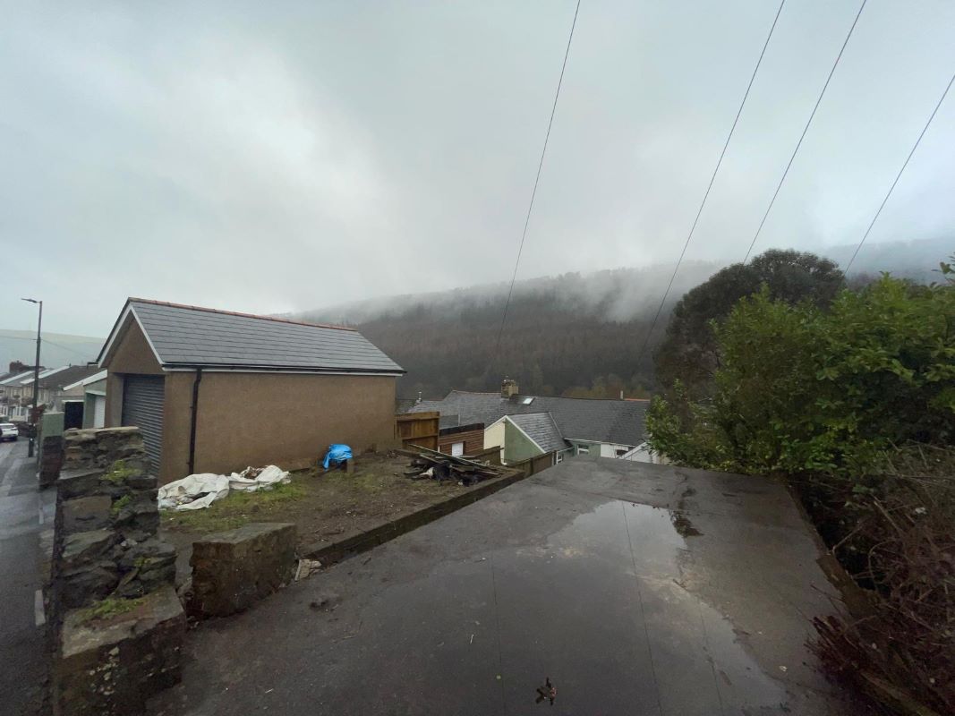 122 Oak Street, Abertillery, NP13 1TQ