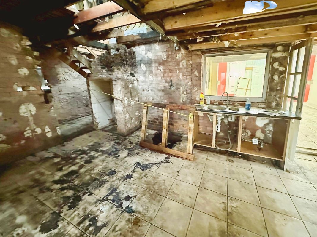 330 Crewe Road, Shavington, Crewe, Cheshire, CW2 5AF