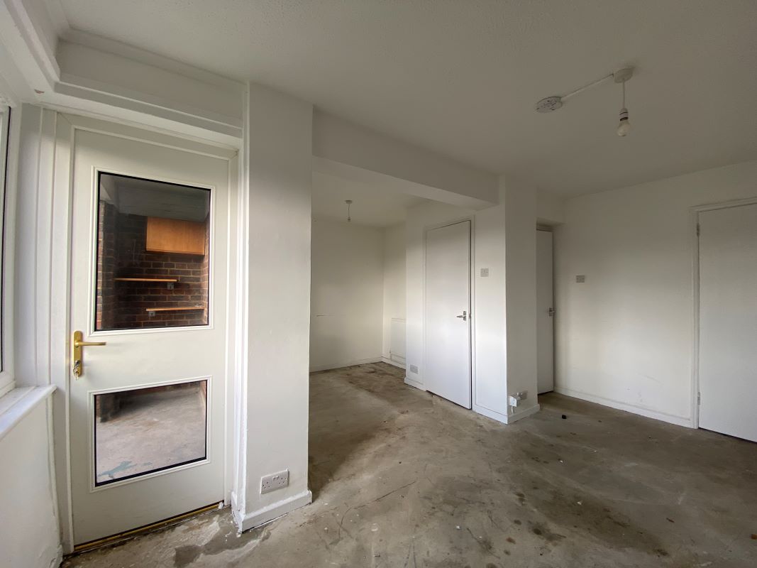 Flat 4 Hawkswood House, Bracknell, Berkshire, RG42 1RY