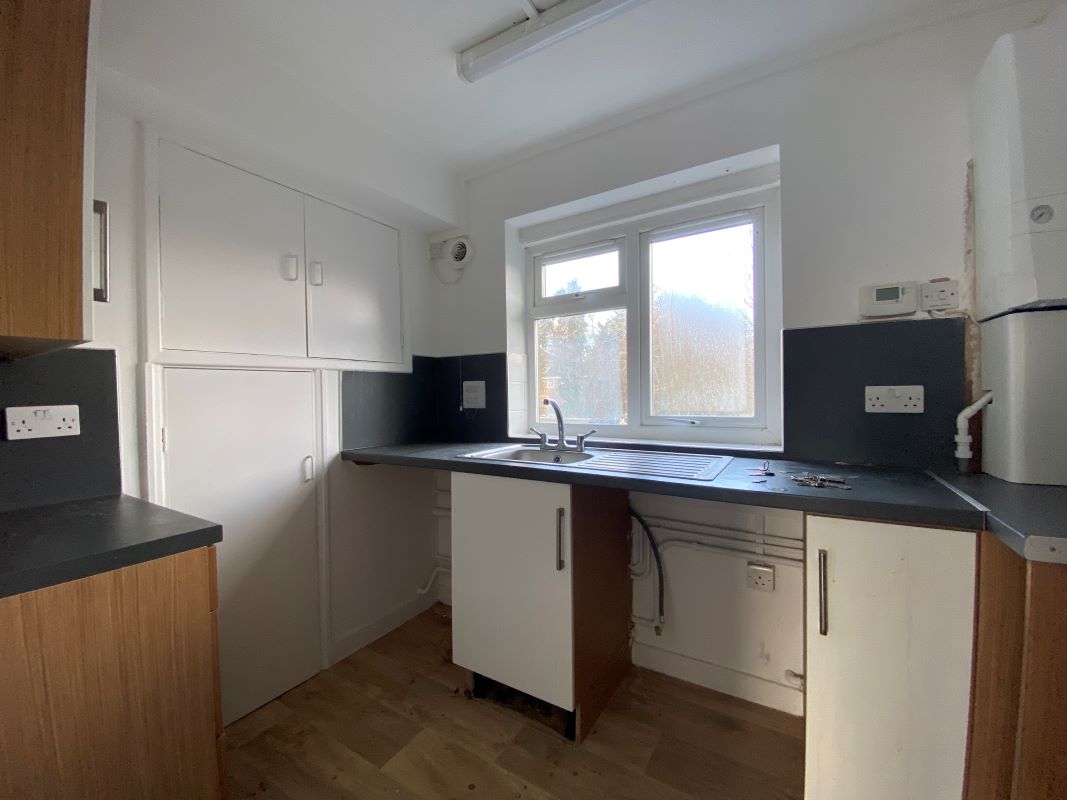 Flat 4 Hawkswood House, Bracknell, Berkshire, RG42 1RY