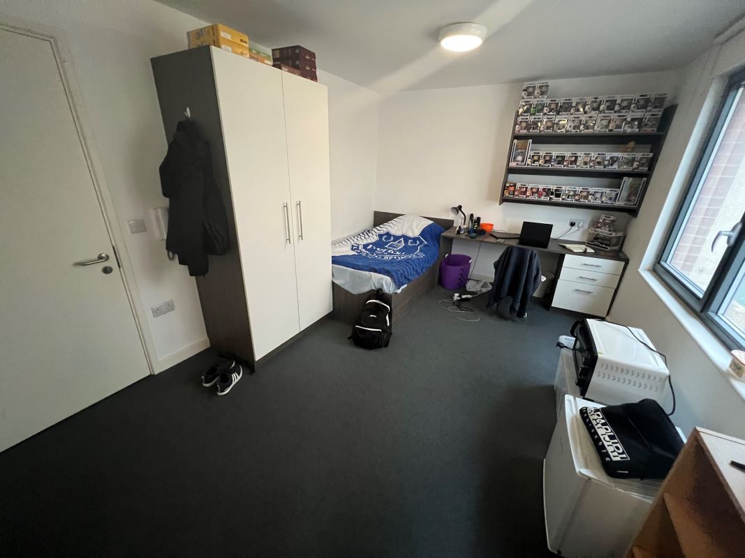 Apartment 111, Pearl Works, Sheffield, South Yorkshire, S1 2FT