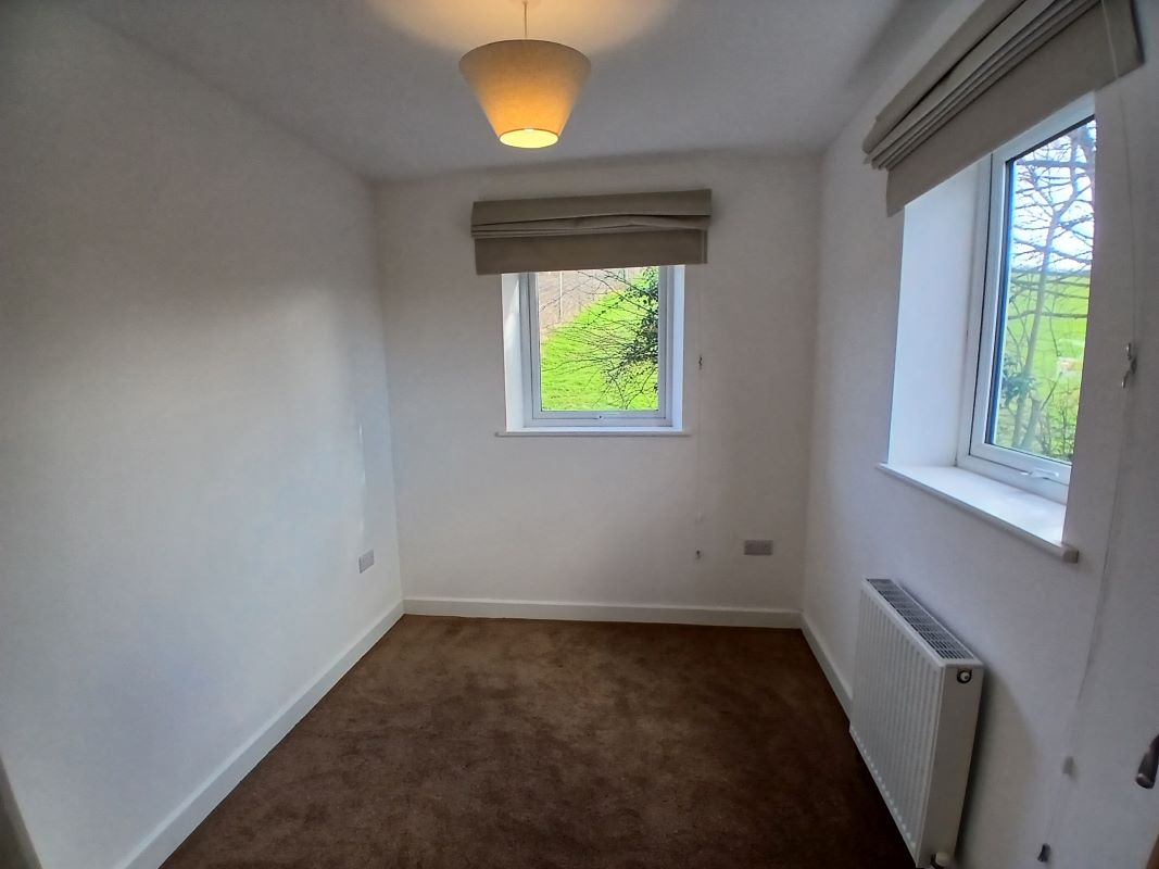 2 Fairhead Cottages Fairhead, Whitby, North Yorkshire, YO22 5PN