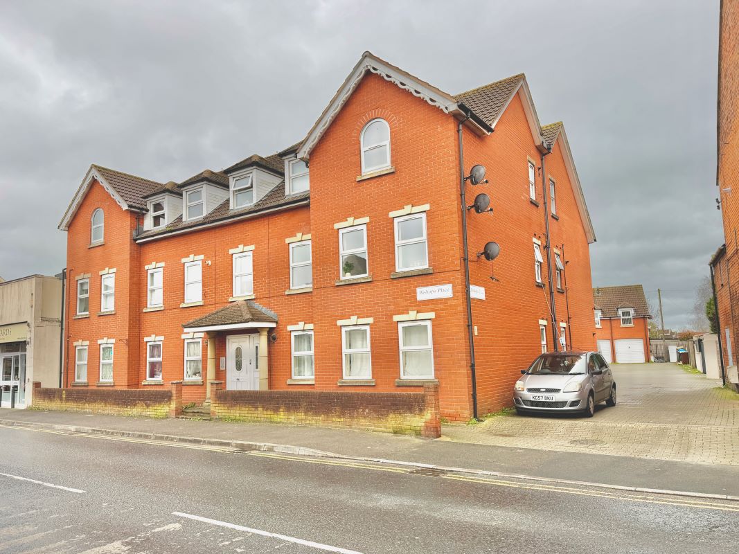 Property for Auction in South West - 4 Bishops Place Church Street, Highbridge, Somerset, TA9 3EB