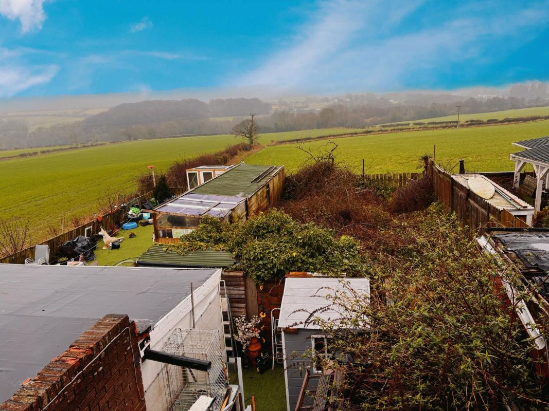 no 2. Thompsons Building Edmondsley, Durham, County Durham, DH7 6EG