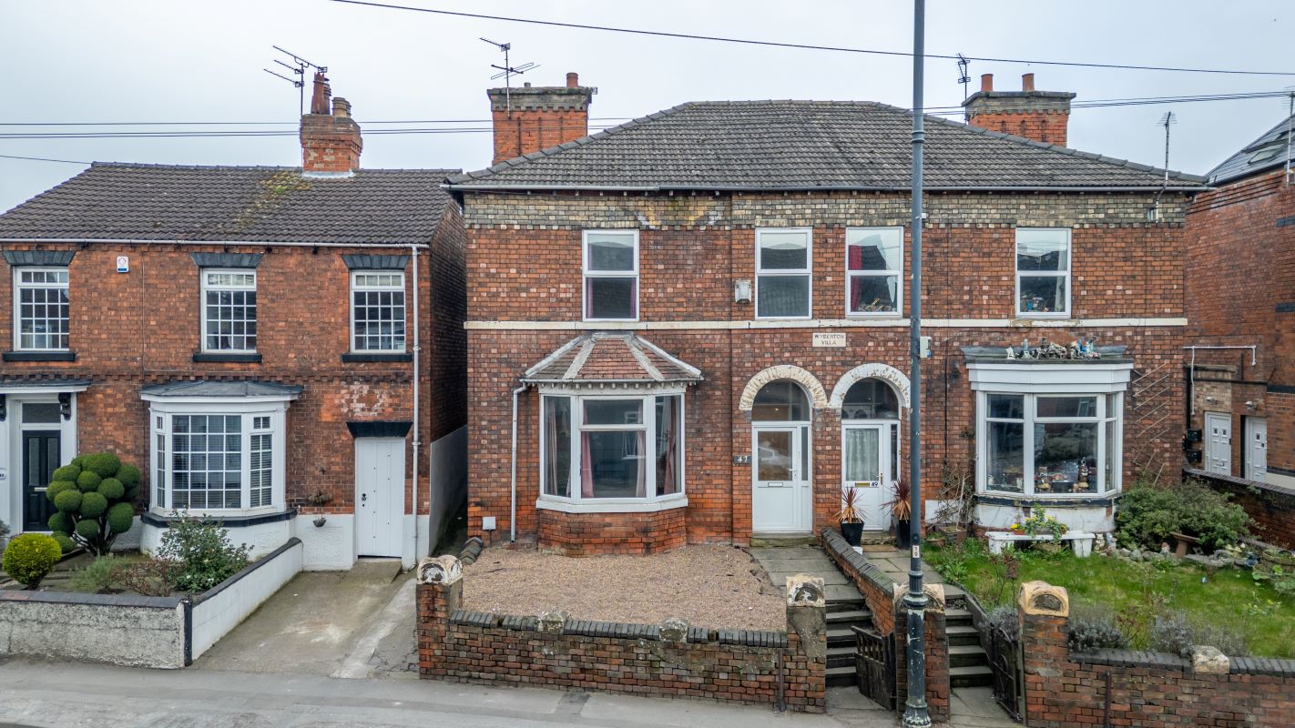 Property for Auction in Lincolnshire - 47 Trinity Street, Gainsborough, Lincolnshire, DN21 1JF