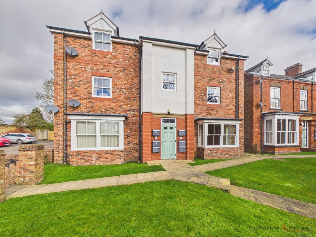 Property for Auction in Hull & East Yorkshire - 29B Marton Road, Bridlington, East Yorkshire, YO16 7AQ