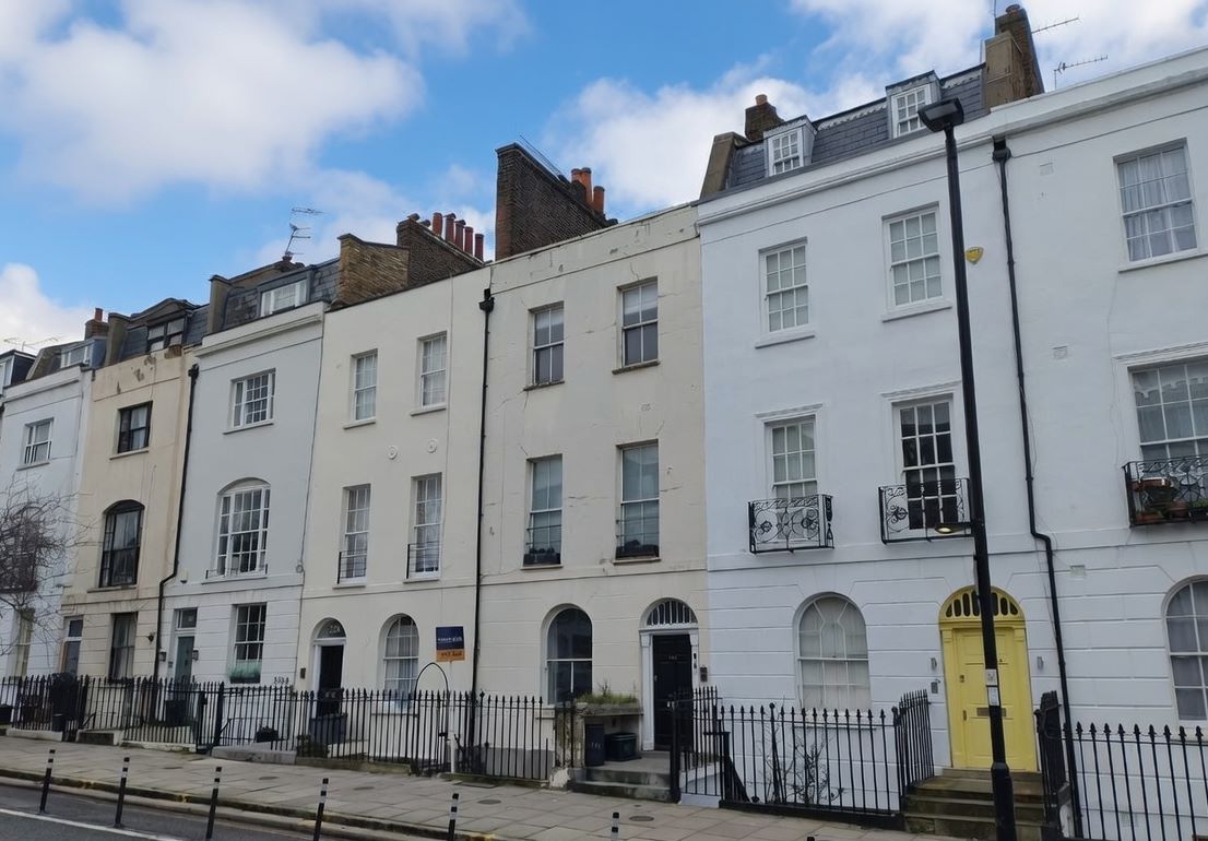 Property for Auction in London - Lower Ground Floor Flat, 226 Liverpool Road, London, N1 1LG