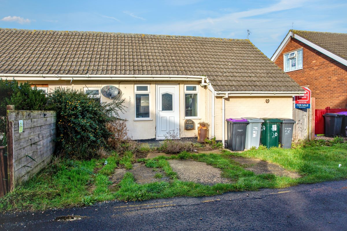 Property for Auction in South Yorkshire - 20, Radio St. Peters Sutton Road, Mablethorpe, Lincolnshire, LN12 2PH