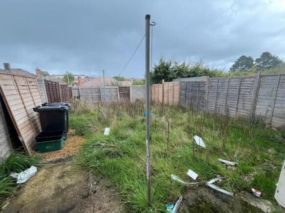 17 Charles Road, Yeovil, Somerset, BA21 5LR