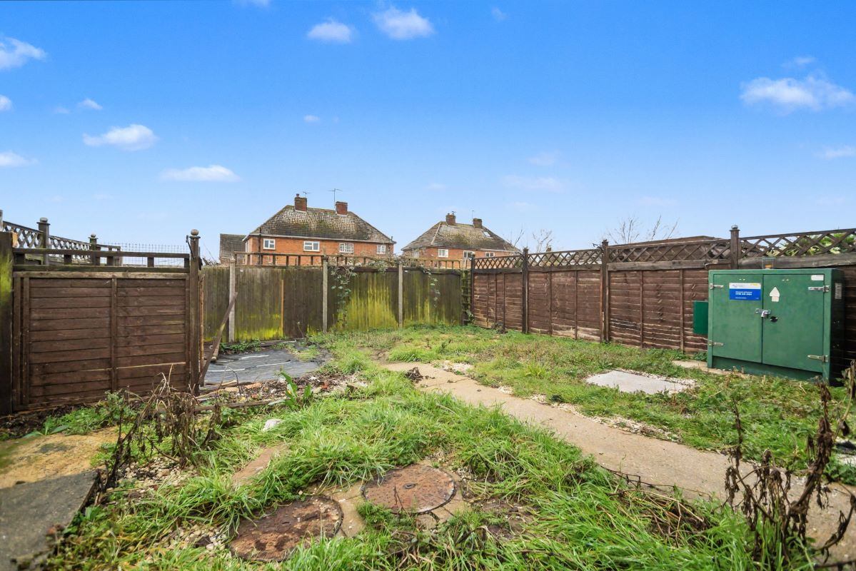 60 Main Road, Queenborough, Kent, ME11 5DL