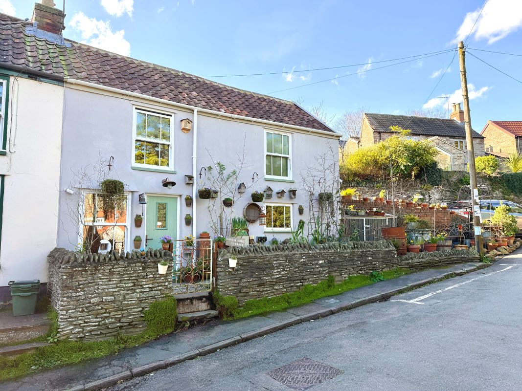 Property for Auction in South West - Cellarman Cottage Frenchay Hill, Bristol, Avon, BS16 1LU