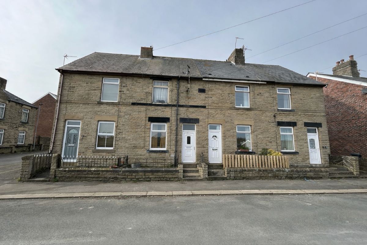 Property for Auction in South Yorkshire - 94 Tinker Lane Hoyland, Barnsley, South Yorkshire, S74 0PW