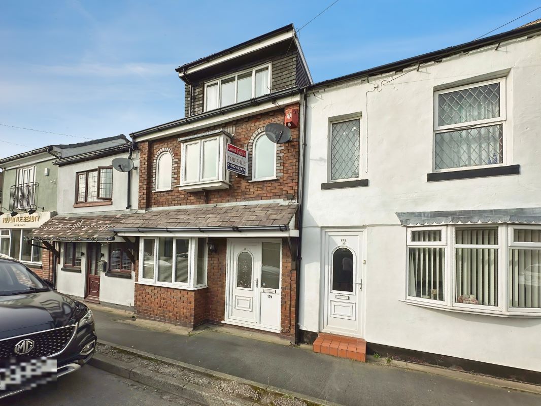 Property for Auction in Cheshire, Staffordshire & Shropshire - 174 Ravens Lane Bignall End, Stoke-On-Trent, Staffordshire, ST7 8PY