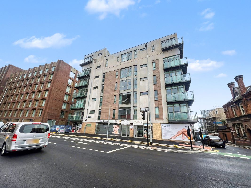 Apartment 307, 6 Ludgate Hill, Manchester, M4 4BW
