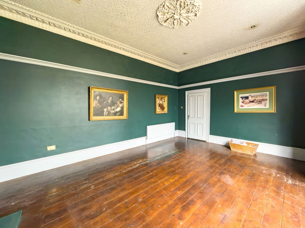 5 Thornhill Crescent, Sunderland, Tyne and Wear, SR2 7AD