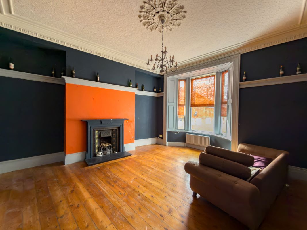 5 Thornhill Crescent, Sunderland, Tyne and Wear, SR2 7AD