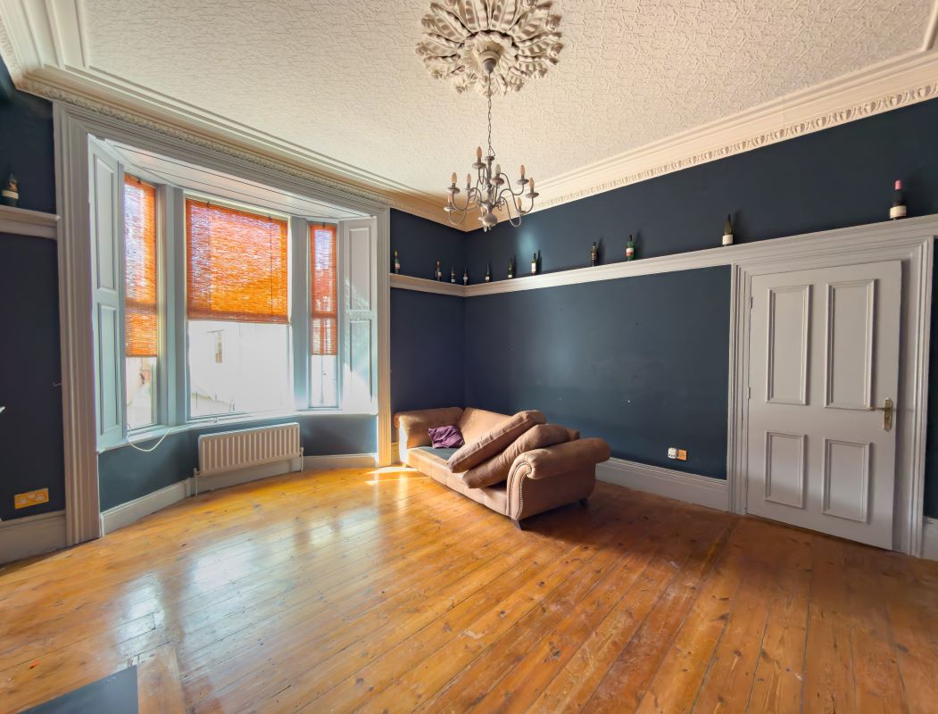 5 Thornhill Crescent, Sunderland, Tyne and Wear, SR2 7AD