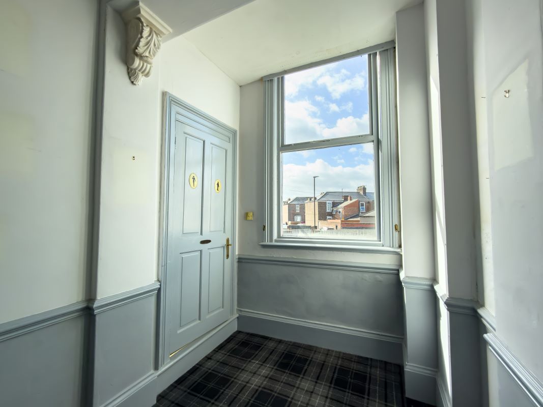 5 Thornhill Crescent, Sunderland, Tyne and Wear, SR2 7AD