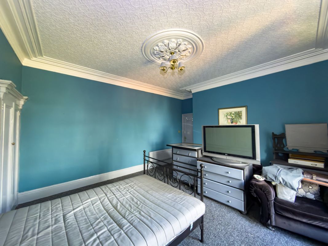 5 Thornhill Crescent, Sunderland, Tyne and Wear, SR2 7AD