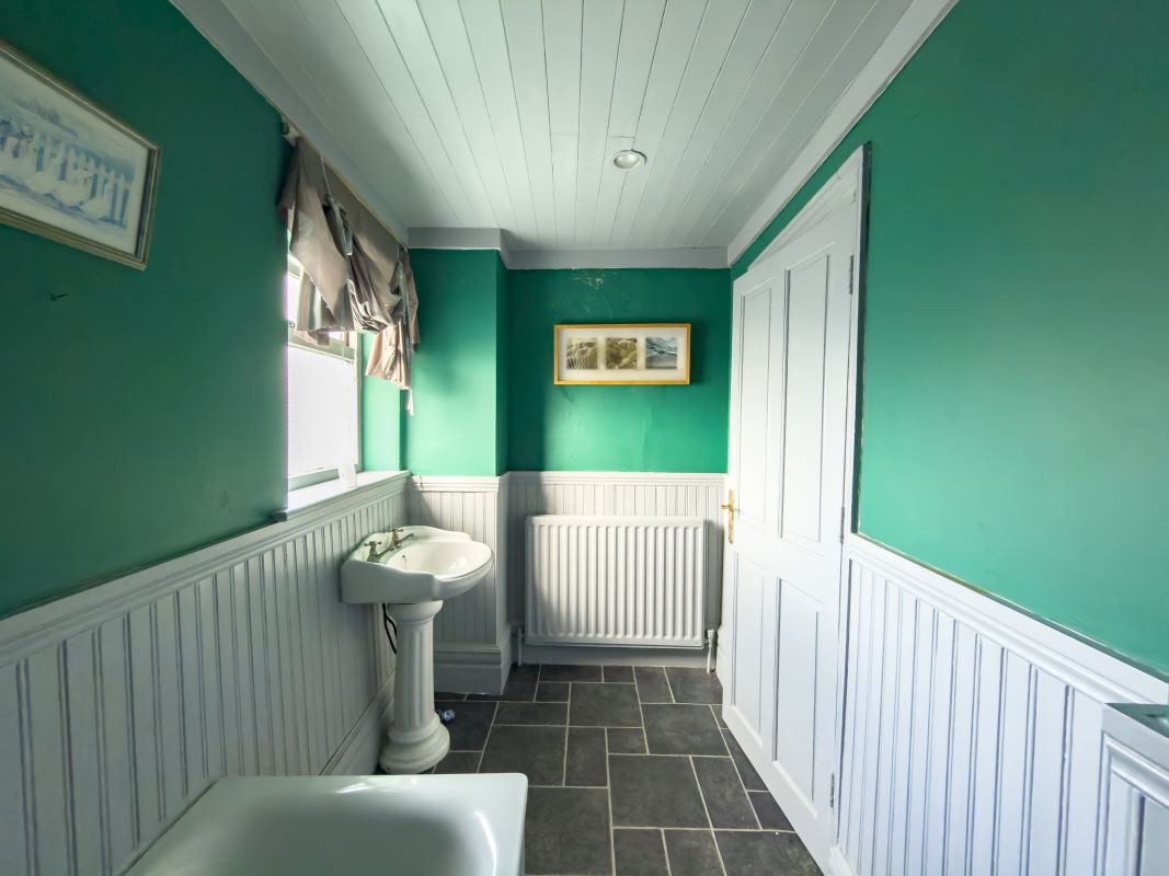 5 Thornhill Crescent, Sunderland, Tyne and Wear, SR2 7AD