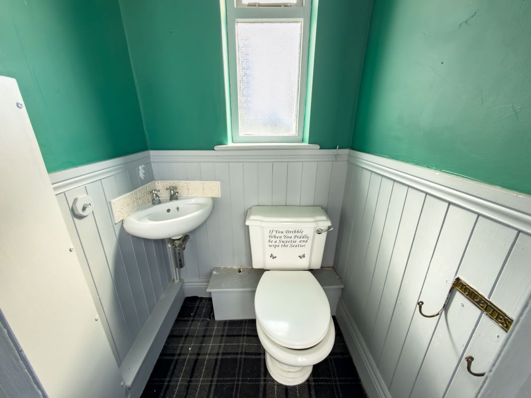 5 Thornhill Crescent, Sunderland, Tyne and Wear, SR2 7AD