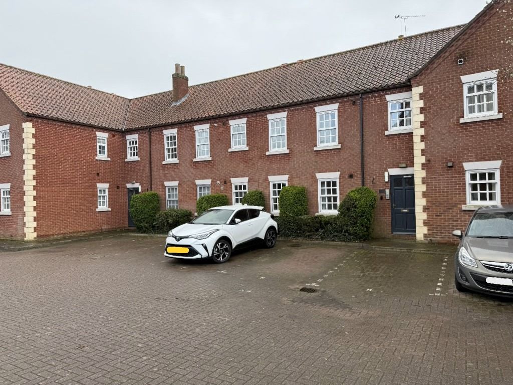 Property for Auction in East Anglia - Flat 2 Kesteven Court, Grantham, Lincolnshire, NG31 8FP