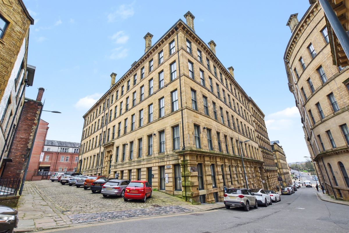 Property for Auction in West Yorkshire - Apartment 44, 4 Hick Street, Bradford, West Yorkshire, BD1 5AW
