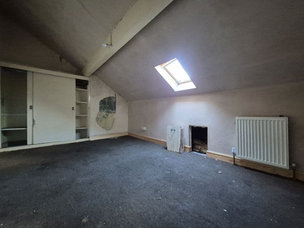 30 May Street, Huddersfield, West Yorkshire, HD4 5DG