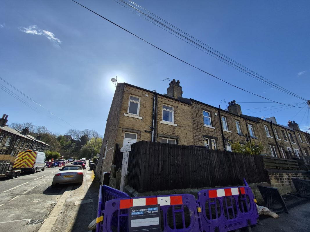 30 May Street, Huddersfield, West Yorkshire, HD4 5DG