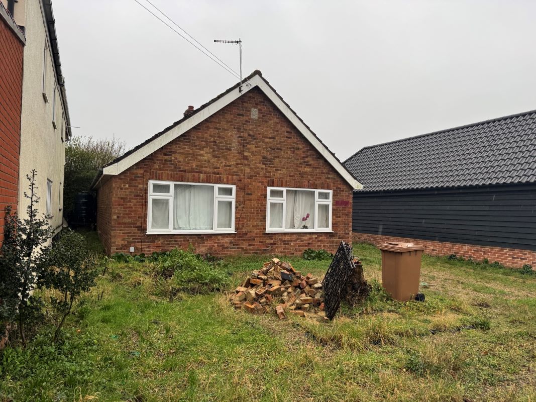 12 Filby Lane Ormesby, Great Yarmouth, Norfolk, NR29 3JR