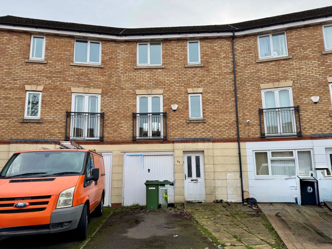 Property for Auction in Birmingham - 28 Loxdale Sidings, Bilston, West Midlands, WV14 0TR