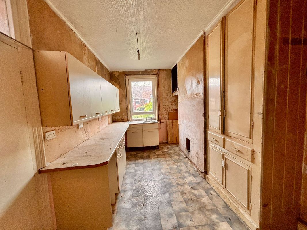 44 Earlesmere Avenue, Doncaster, South Yorkshire, DN4 0QE