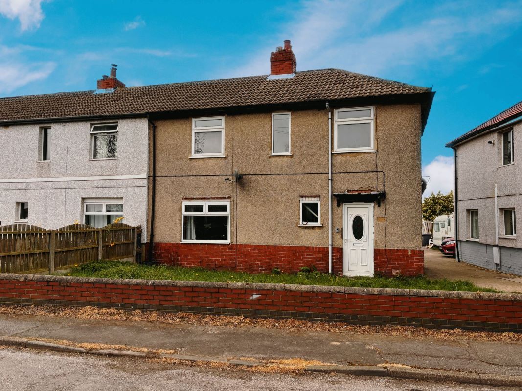 Property for Auction in South Yorkshire - 31 Chapel Lane Thurnscoe, Rotherham, South Yorkshire, S63 0HT