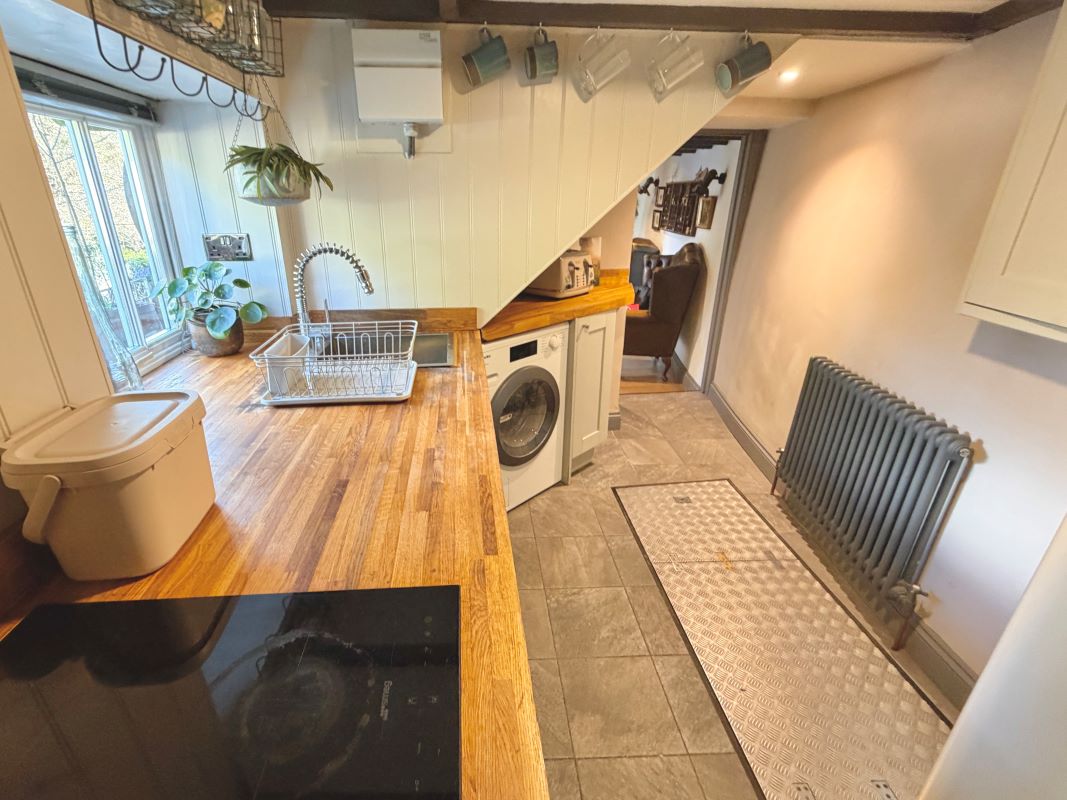 Cellarman Cottage Frenchay Hill, Bristol, Avon, BS16 1LU