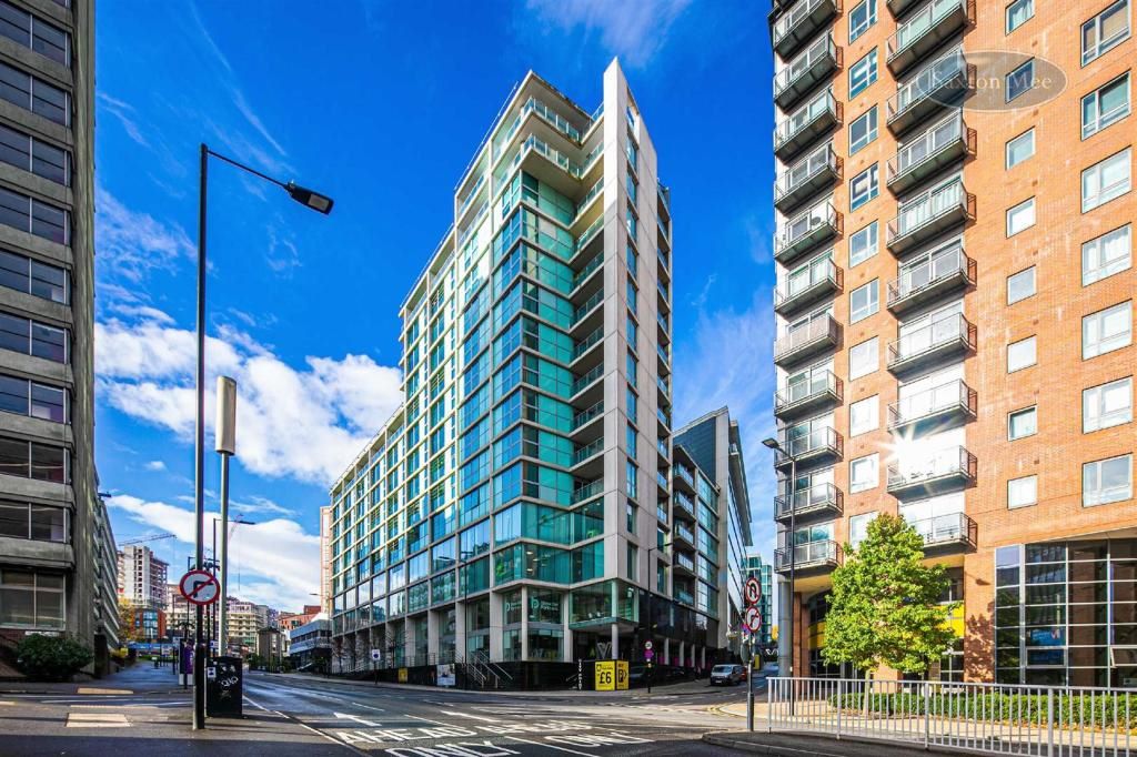 Property for Auction in South Yorkshire - 56 City Point 1 Solly Street, Sheffield, South Yorkshire, S1 4BP