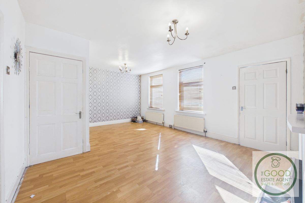 15 Carlisle Terrace, Sunderland, Tyne and Wear, SR5 2DF