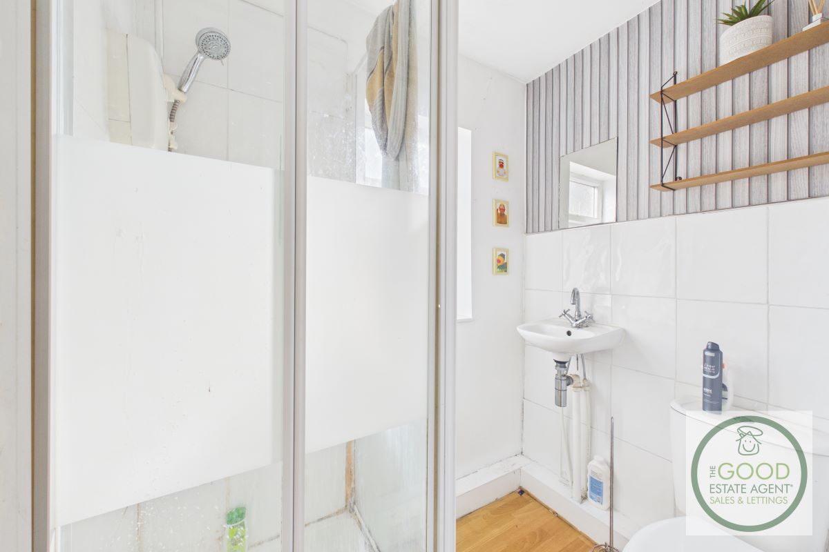 15 Carlisle Terrace, Sunderland, Tyne and Wear, SR5 2DF