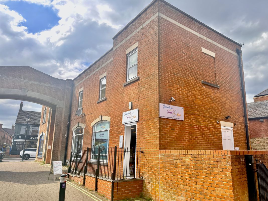 Property for Auction in South West - 7 Godwin Court, Swindon, Wiltshire, SN1 4BB