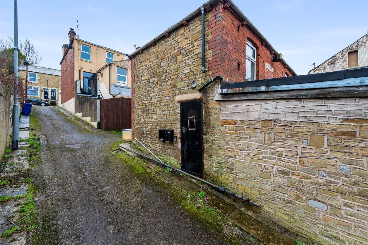 Property for Auction in Lincolnshire - Flat 1 & Flat 2 Griffin Works, Accrington, Lancashire, BB5 2HR