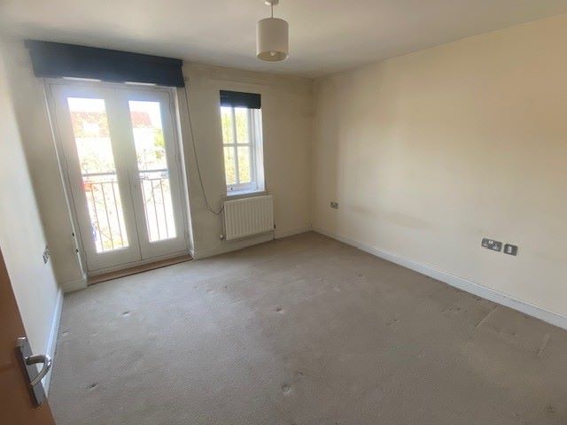 Property for Auction in Sussex & Hampshire - 64 Middle Village, Haywards Heath, West Sussex, RH16 4GH