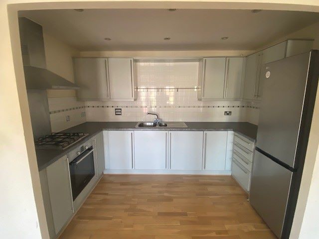 64 Middle Village, Haywards Heath, West Sussex, RH16 4GH