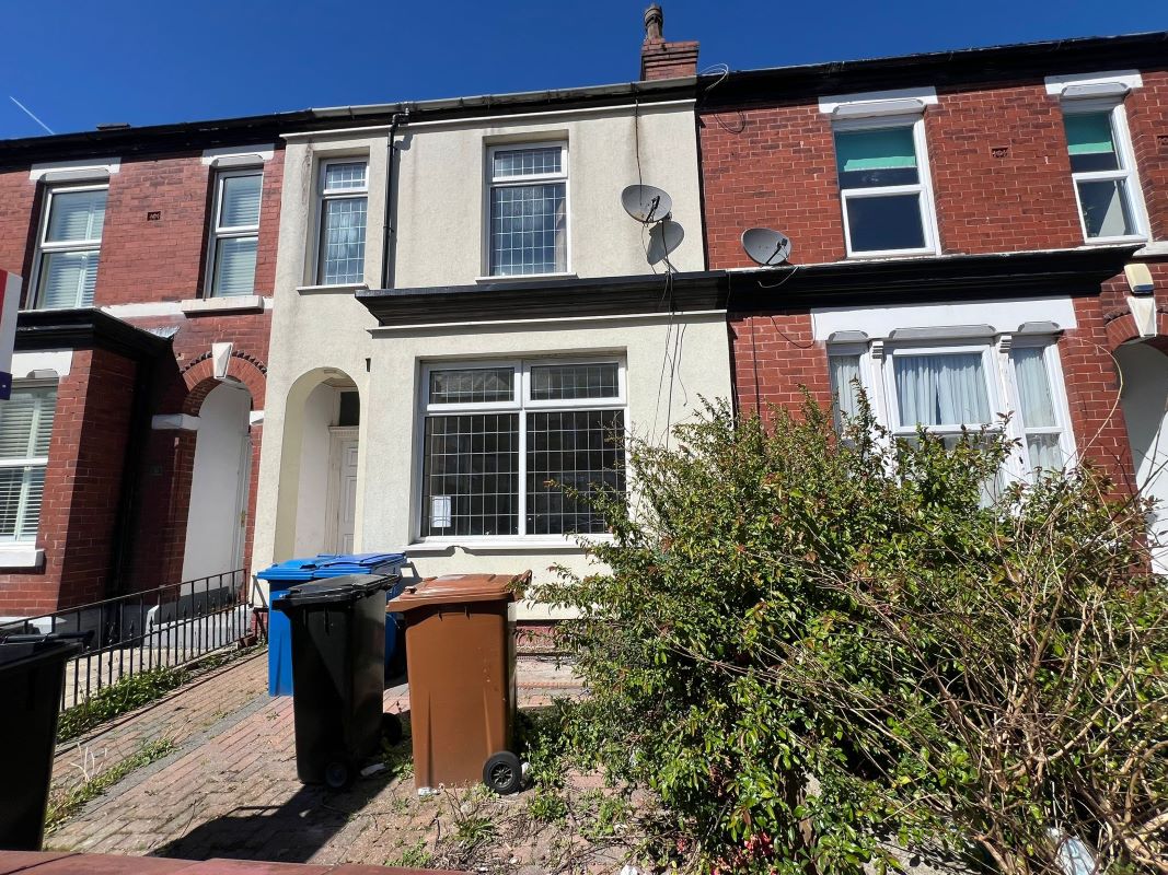 Property for Auction in Manchester - 16 Bloom Street, Stockport, Cheshire, SK3 9LA
