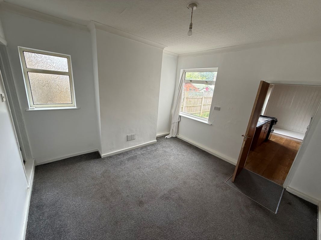 22 Park Street, Alfreton, Derbyshire, DE55 7JE