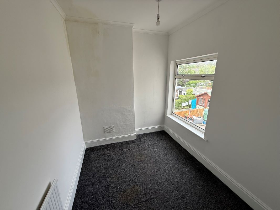 22 Park Street, Alfreton, Derbyshire, DE55 7JE