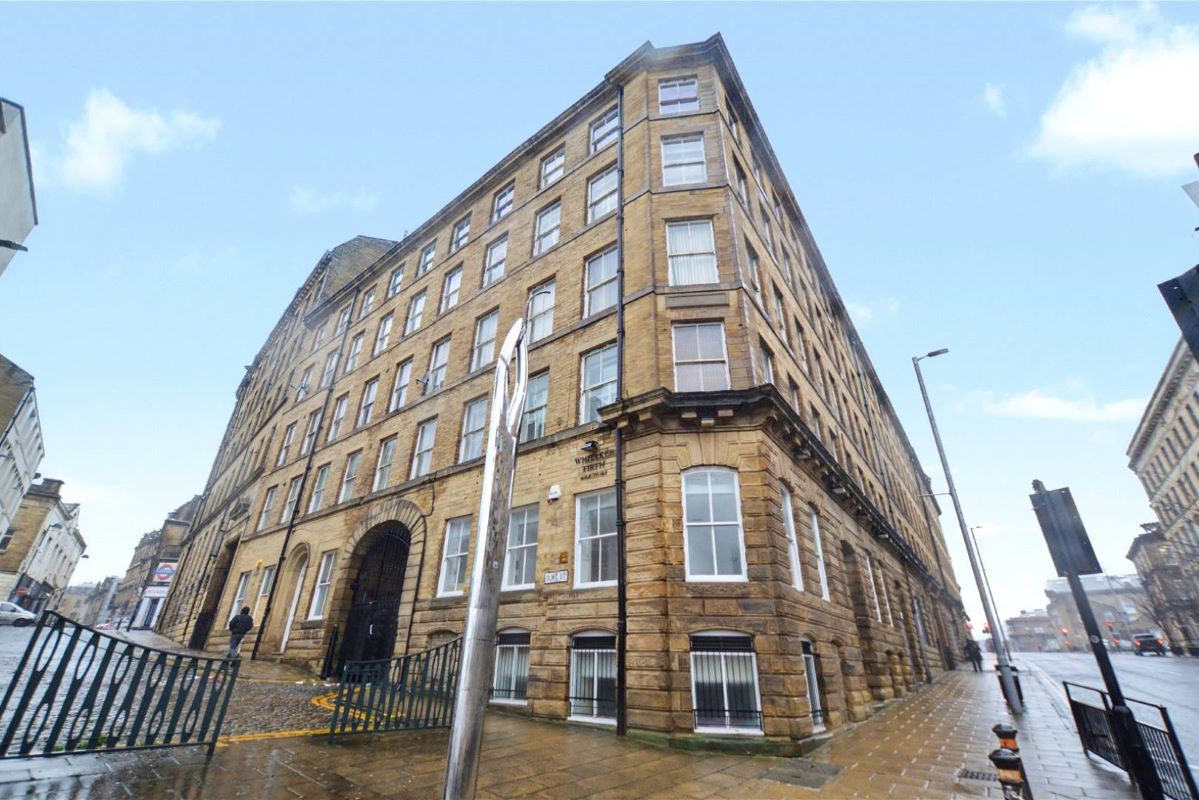 Property for Auction in Lincolnshire - Flat 43 Netherwood Chambers 1A, Bradford, West Yorkshire, BD1 4PB