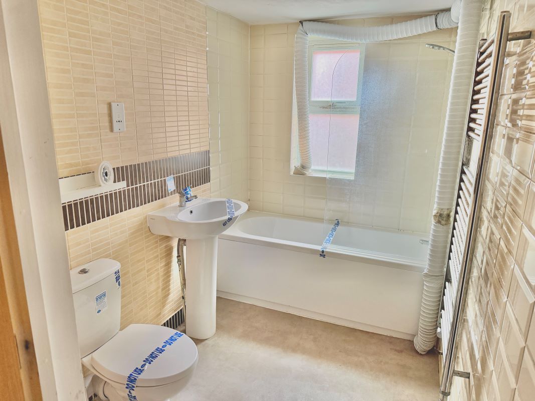 4 Bishops Place Church Street, Highbridge, Somerset, TA9 3EB
