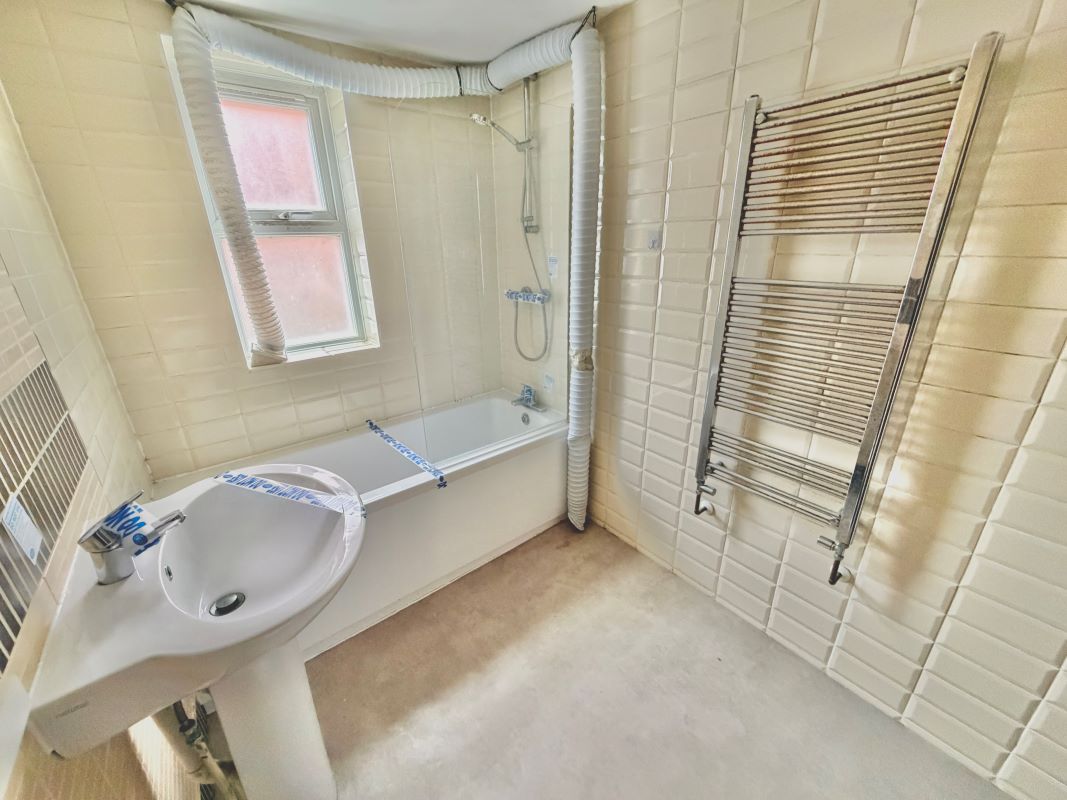 4 Bishops Place Church Street, Highbridge, Somerset, TA9 3EB